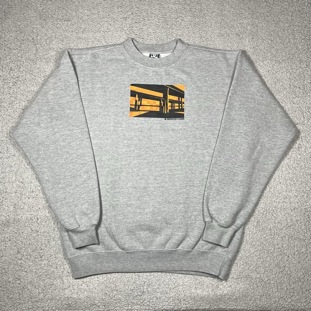DC Shoes Sweatshirt Mens M Gray Skateboards Y2K Vintage Rob Crewneck